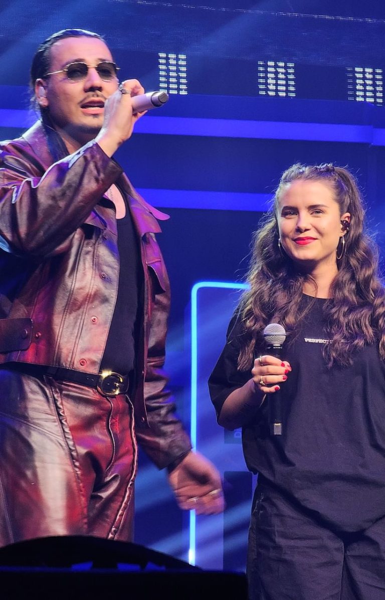 LIIVIA in der Uber Arena mit Apache 207 in Berlin 2024