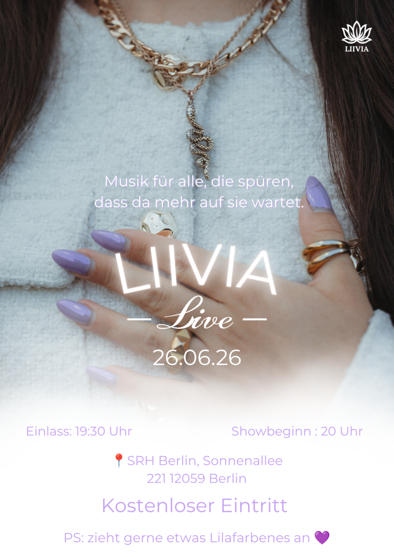 Hände mit ringen, Nägel in Lavendel, Text für Event mit Eintrittsinformationen.